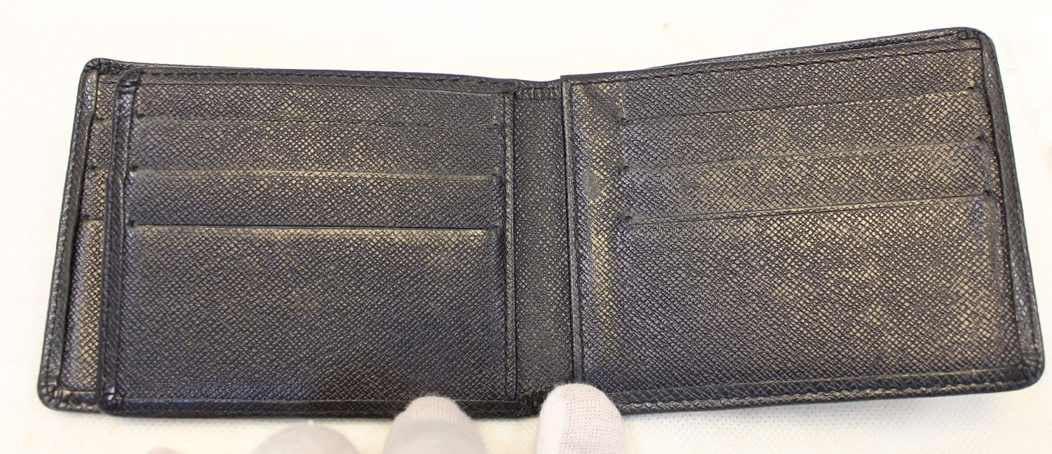 Louis Vuitton Rare Wallet small Billfold Taiga Black Vintage Authentic date  code