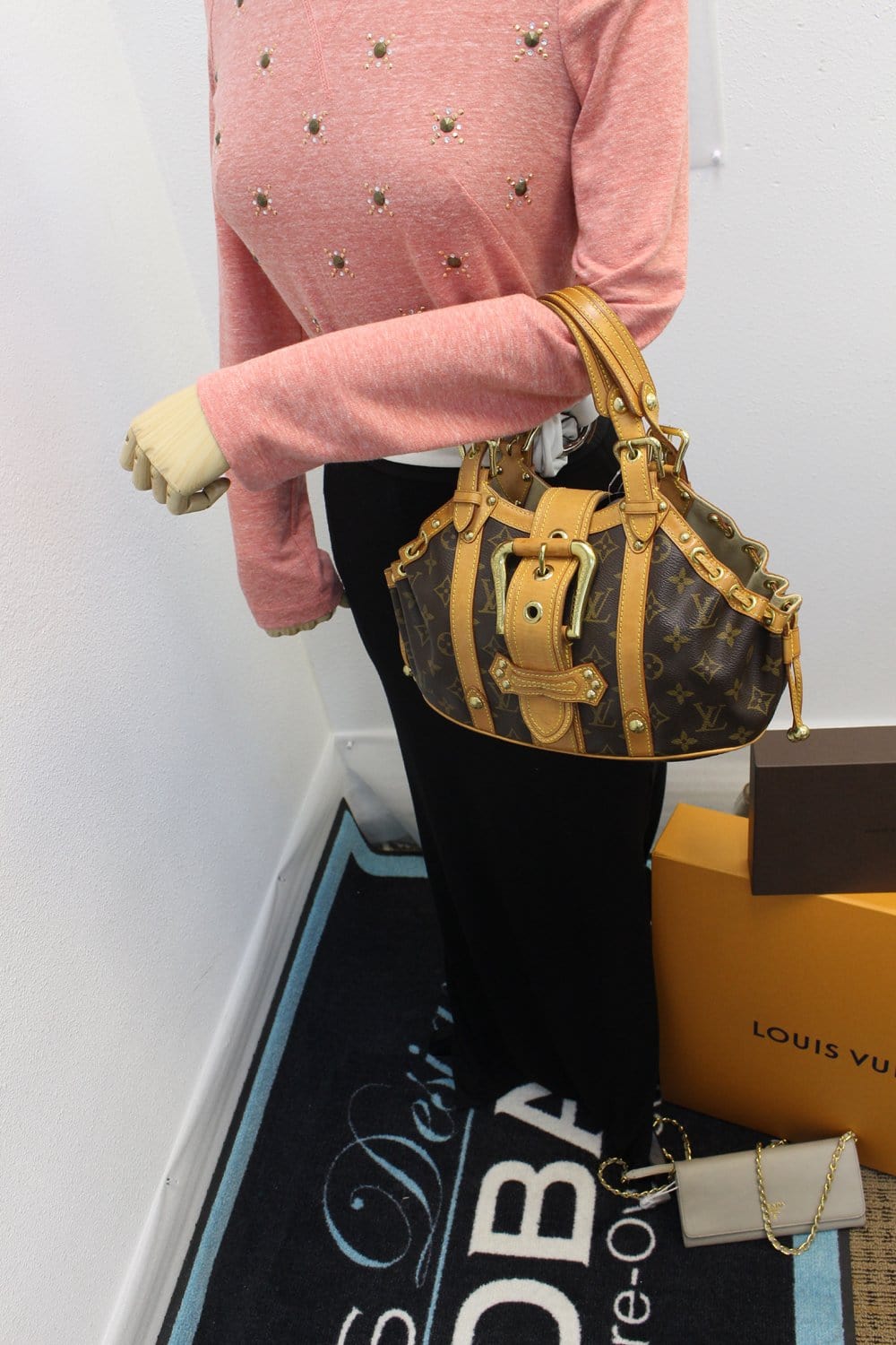 Louis Vuitton Limited Edition Ostrich and Suede Theda GM