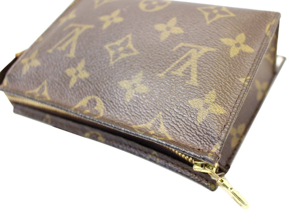 LOUIS VUITTON Monogram Poche Toilette 15 Cosmetic Pouch