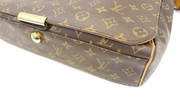 LOUIS VUITTON Monogram Canvas Abbesses Messenger Bag