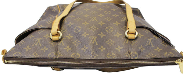 LOUIS VUITTON Monogram Canvas Totally MM Brown Shoulder Bag