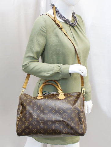 Louis Vuitton Monogram Canvas Speedy 35 Bandouliere Bag