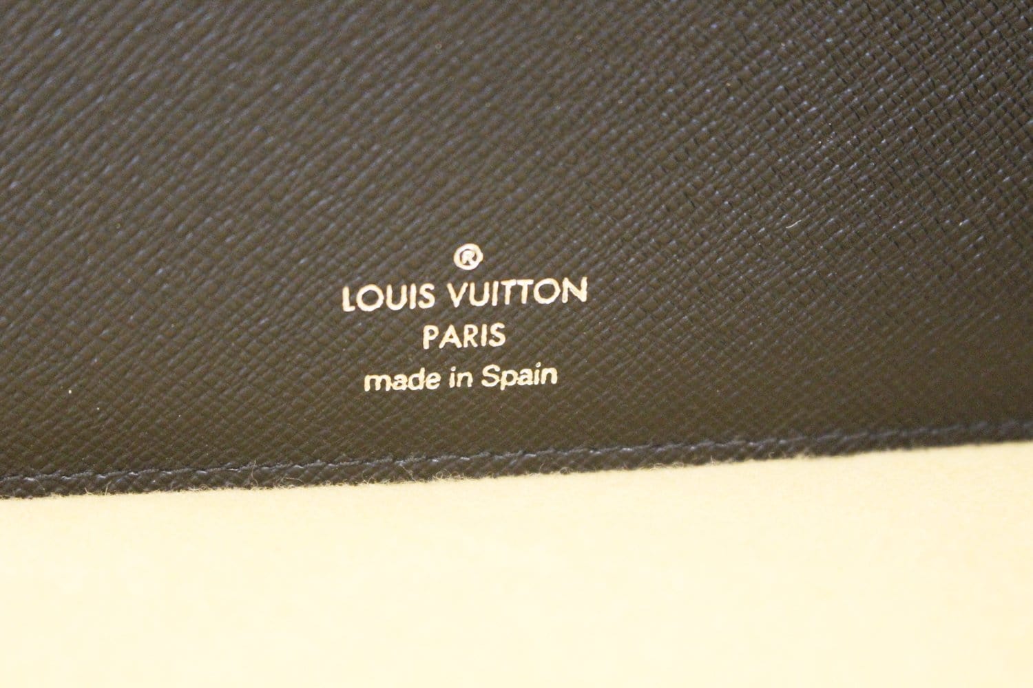 Louis Vuitton Damier Ebene Agenda Bureau Note Cover