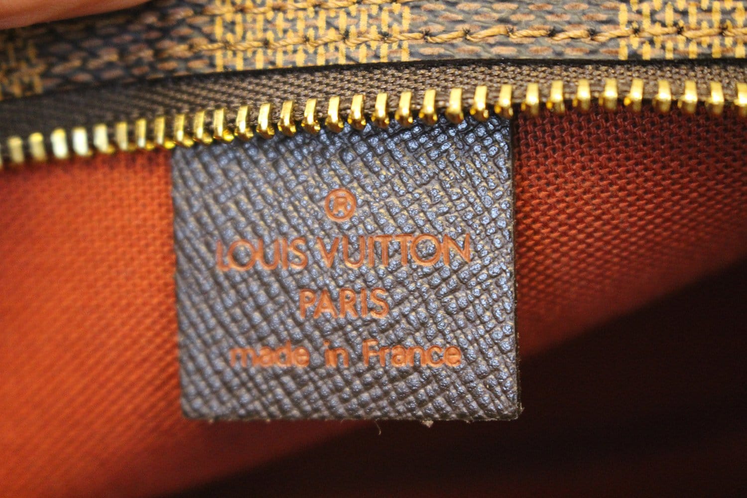 Louis Vuitton  Louis vuitton makeup, Orange makeup, Louis vuitton