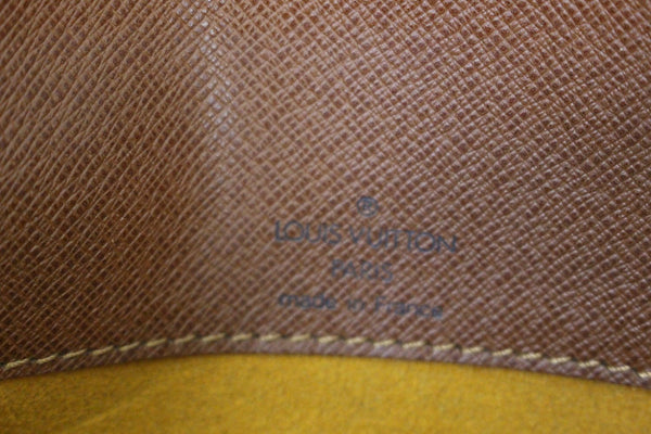 LOUIS VUITTON Monogram Canvas Musette Brown Crossbody Bag