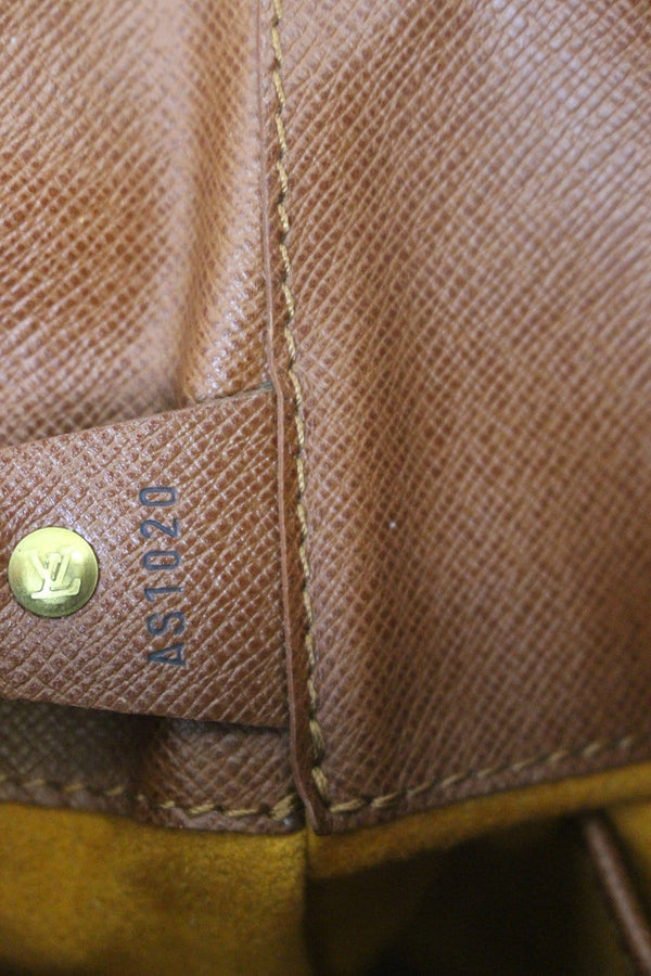 LOUIS VUITTON Monogram Canvas Musette Brown Crossbody Bag