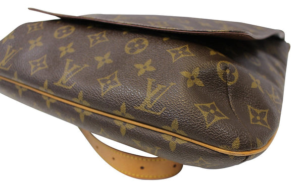 LOUIS VUITTON Monogram Canvas Musette Brown Crossbody Bag