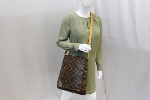 LOUIS VUITTON Monogram Canvas Musette Brown Crossbody Bag