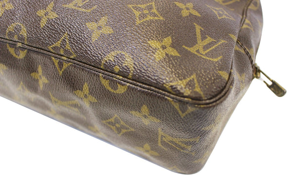 LOUIS VUITTON Monogram Trousse Toilette 28 Brown Clutch TT1961