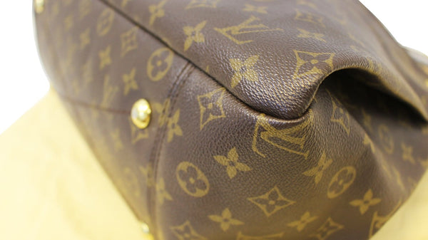 LOUIS VUITTON Artsy MM Monogram Canvas Tote Handbag