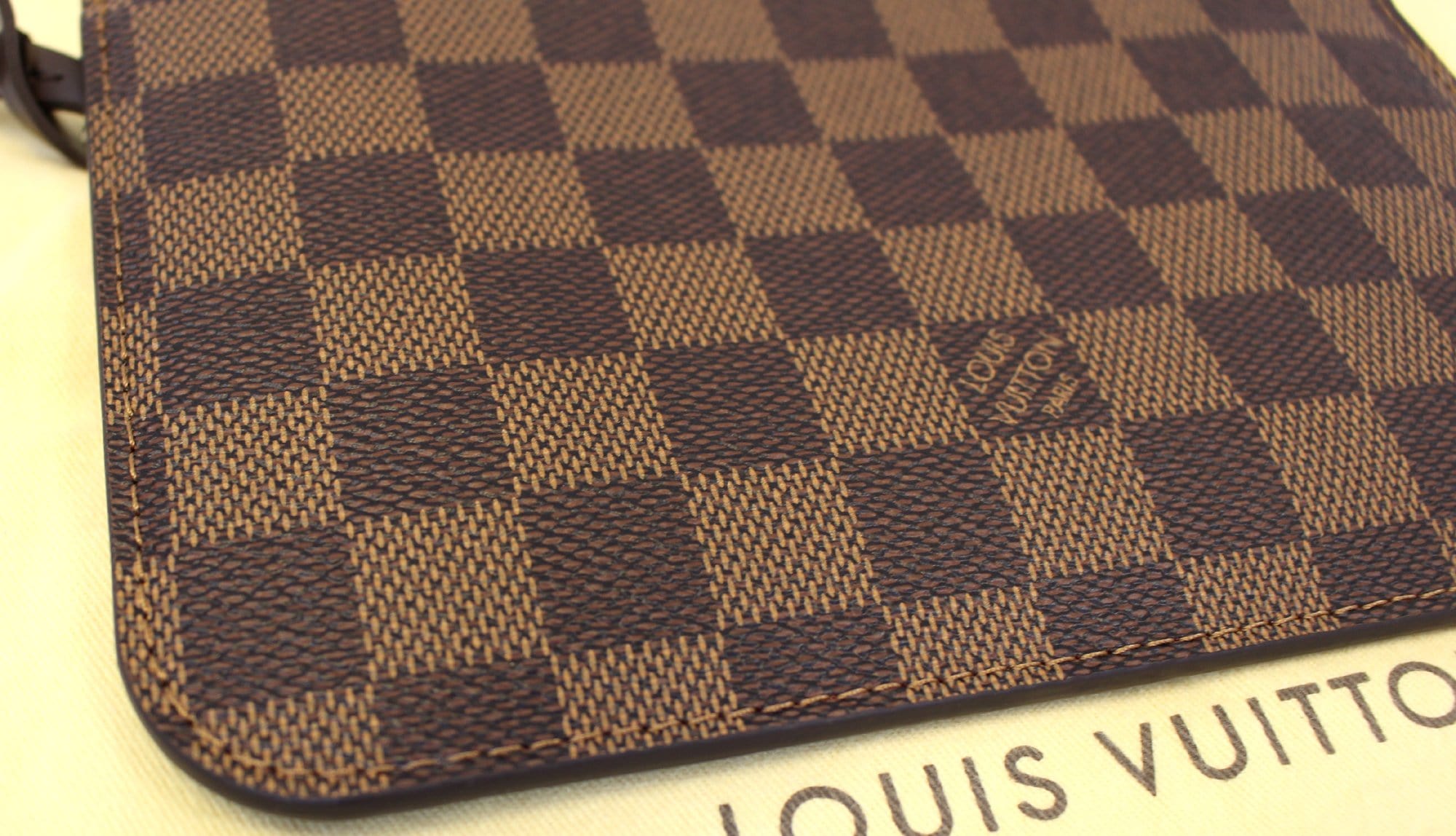 Louis Vuitton Neverfull MM Ebene with Pouch – Now You Glow