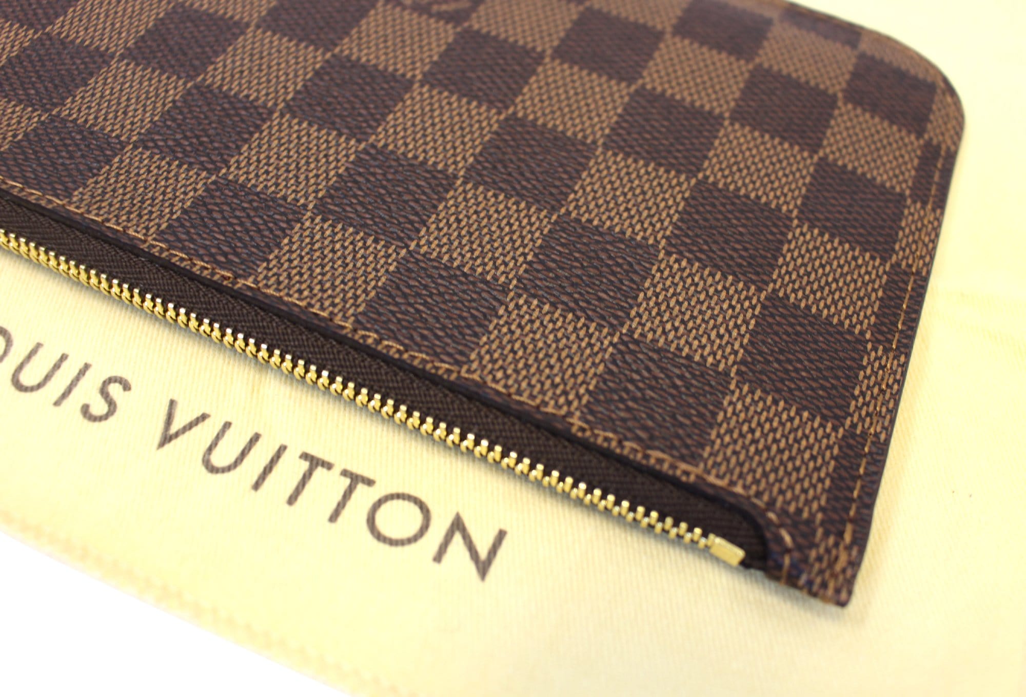 Louis Vuitton damier ebene neverfull pouch – My Girlfriend's