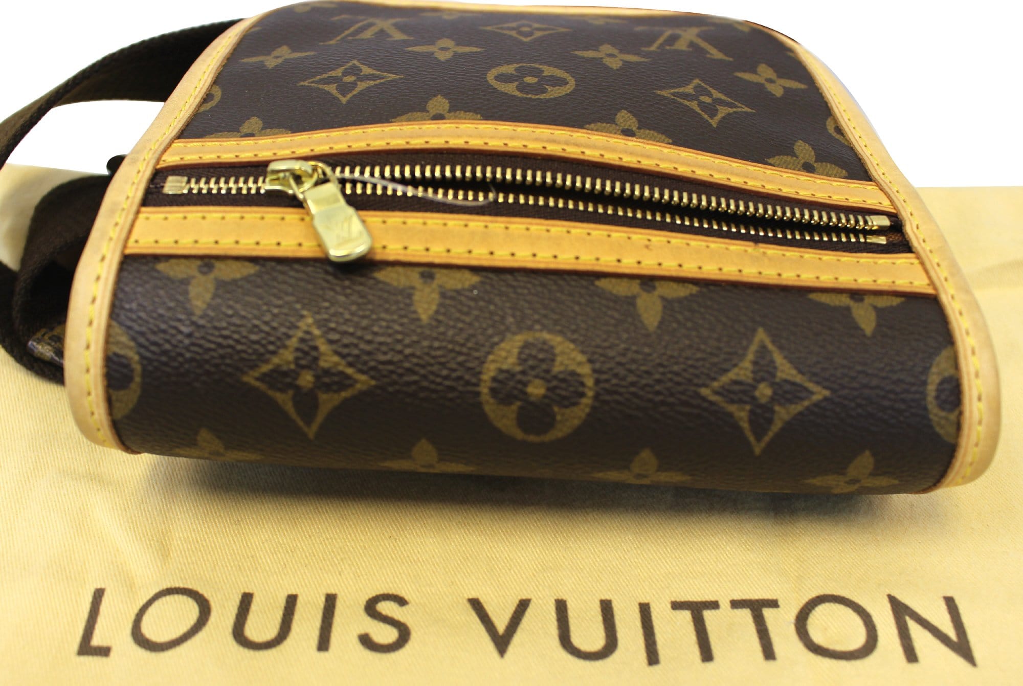 Louis Vuitton 2006 pre-owned Monogram Bosphore Belt Bag - Farfetch