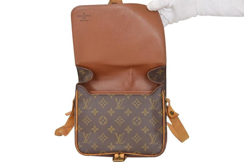 ❌❌💥Louis Vuitton Cartouchiere MM Crossbody Bag 💼